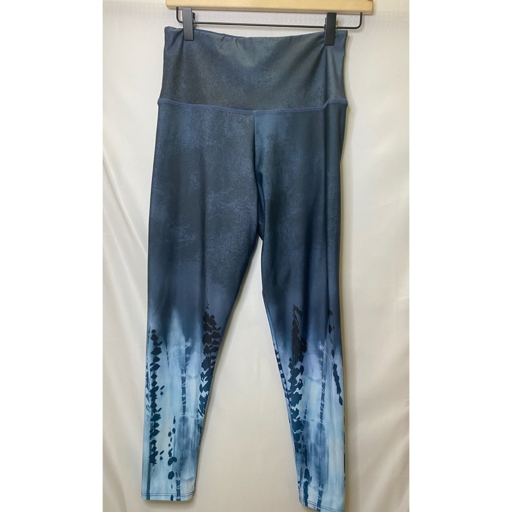 Onzie high waist long leggings graphic print L